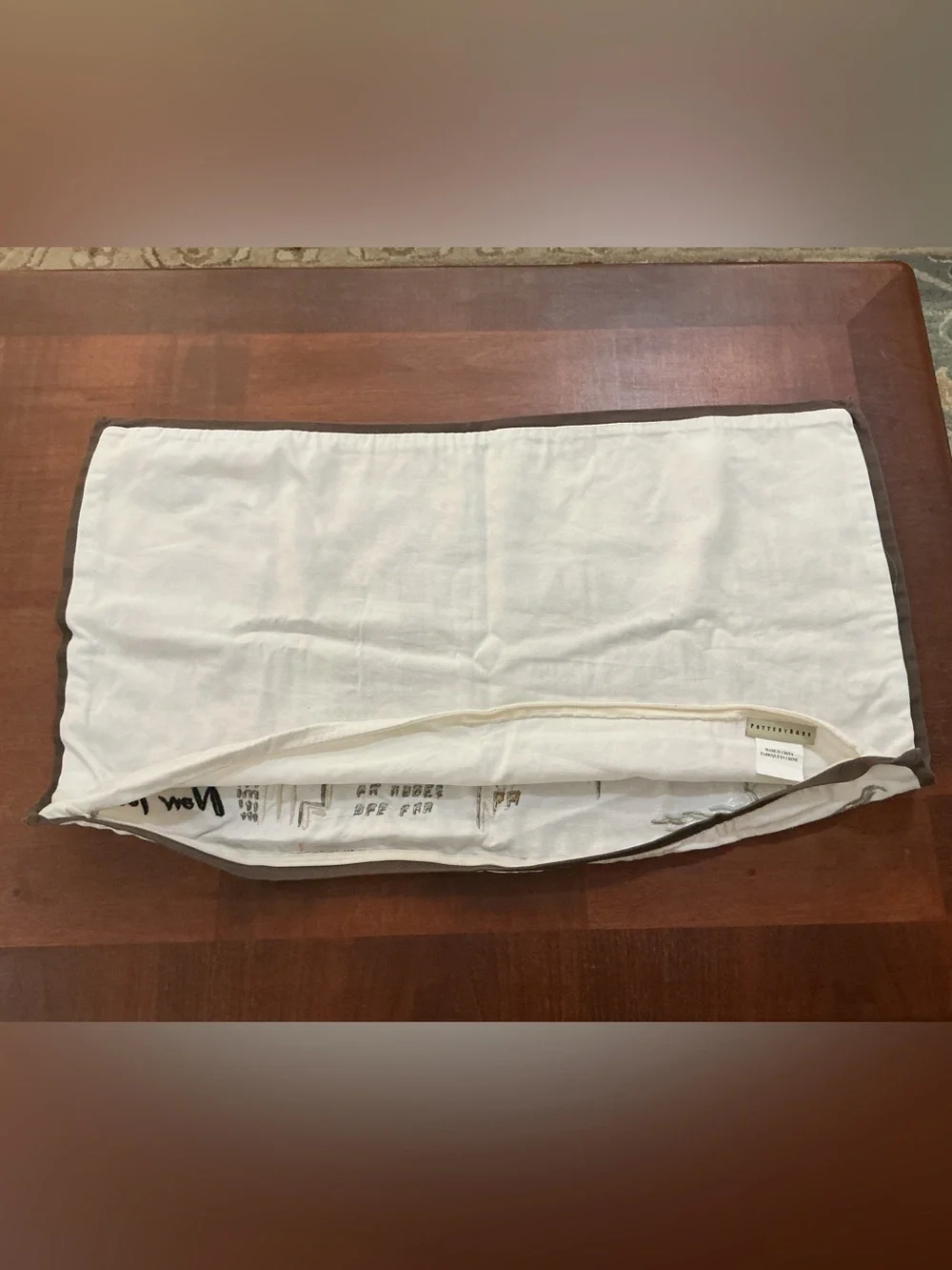 Pottery Barn New York Embroidered 100% Cotton Pillow Sham, Zip, 26